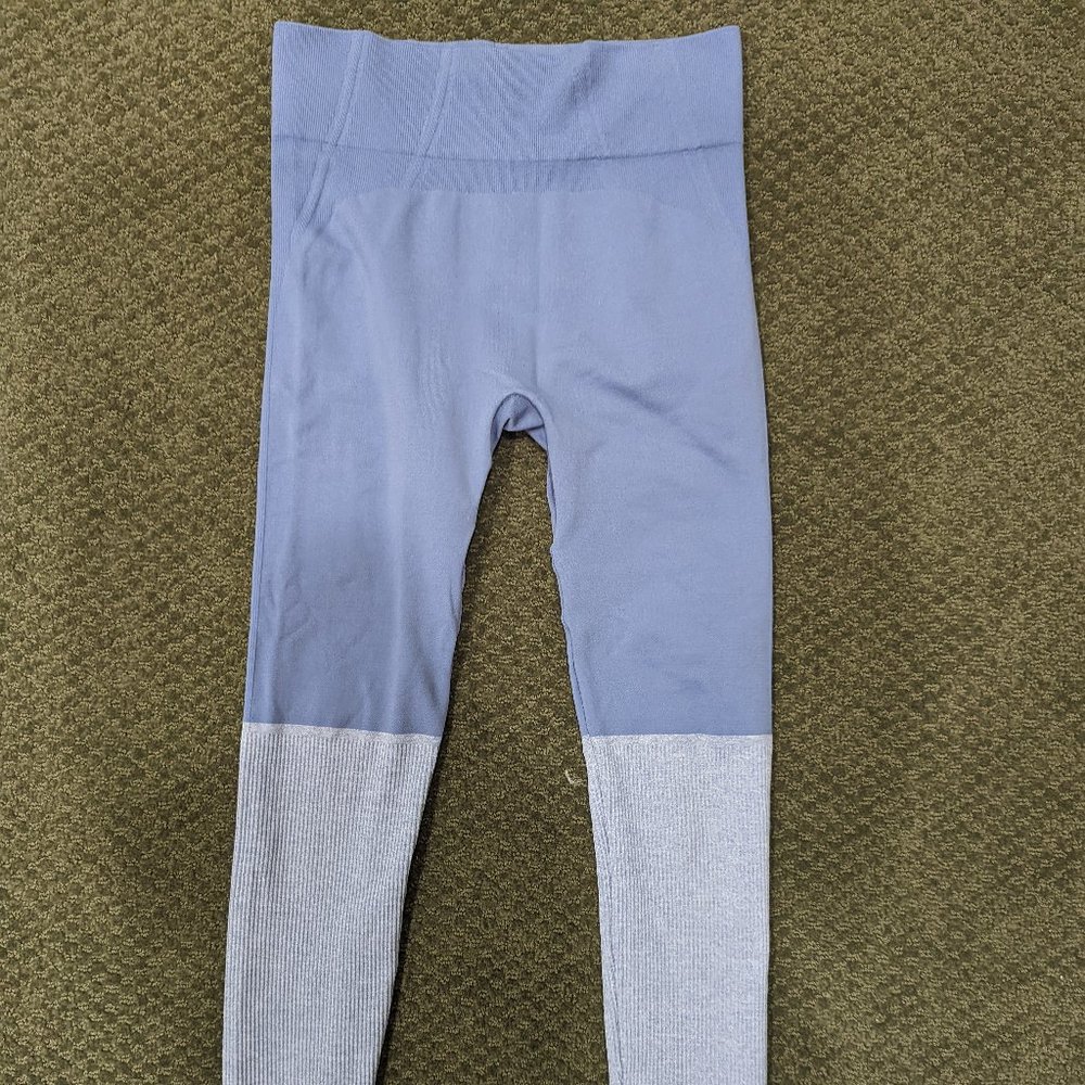 NWOT Astoria Activewear Two Tone Leg Warmer Leggings- XS